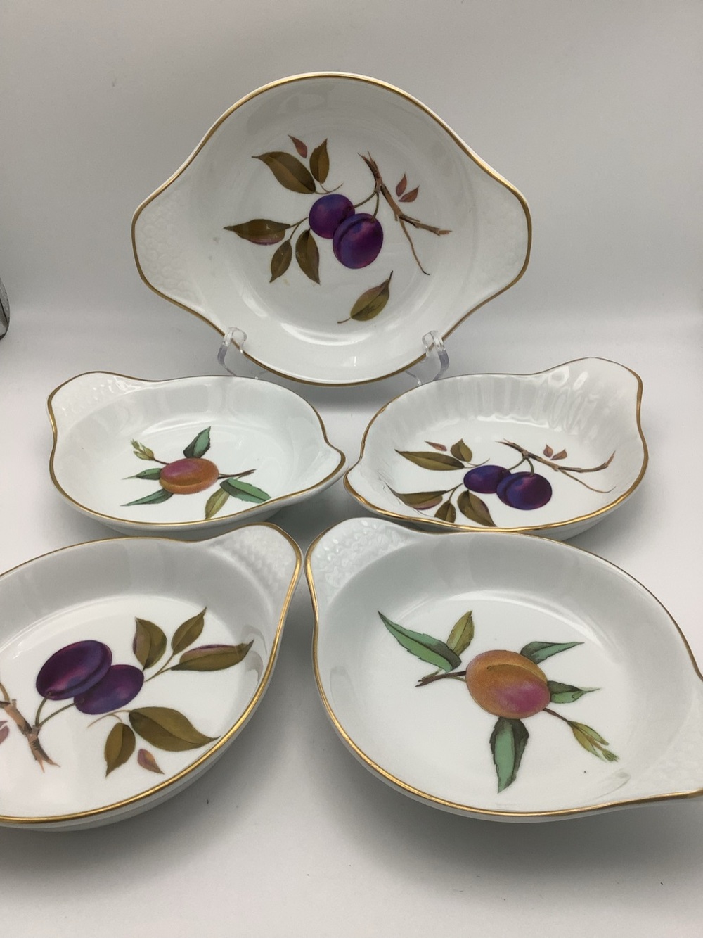 Royal Worcester Evesham Porcelain Fruit Baking Dishes with Gold Trim Set of Five